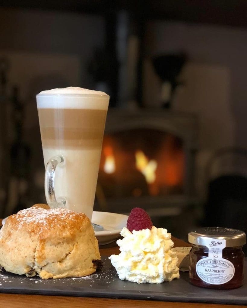 C5B3AD28-E133-4355-BBC0-C59B7D7DE87E