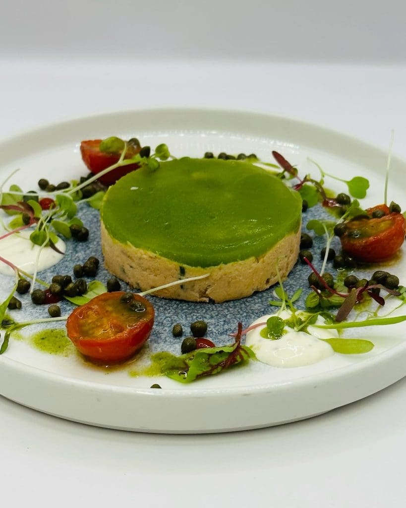 F4F61926-BB25-4F3E-B553-C538E3E90165